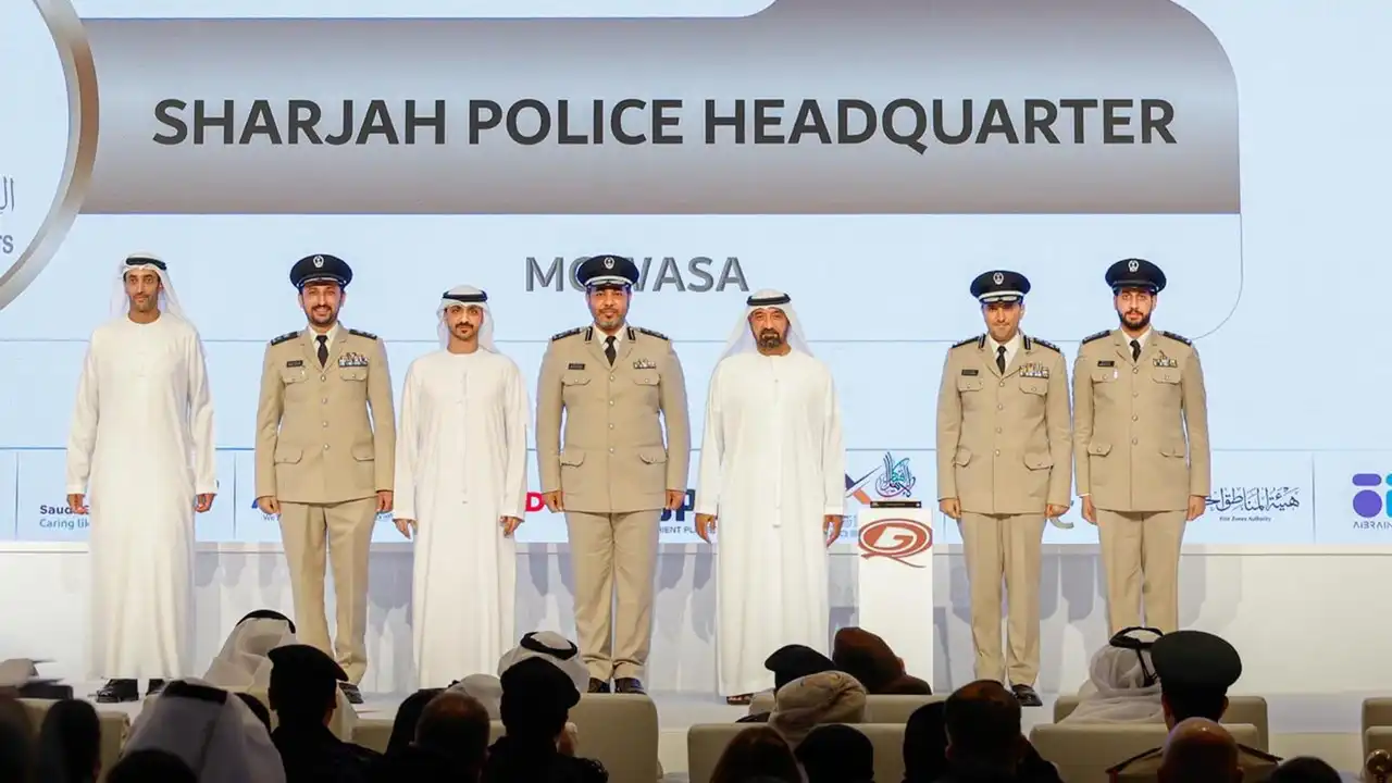شرطة الشارقة تتألق بفوزها بجائزتين من مجموعة دبي للجودة